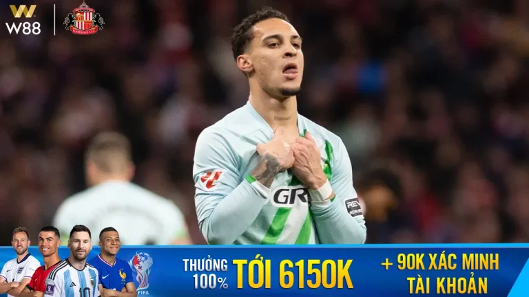 ANTONY GÂY CHÚ Ý VỚI MÀN ĂN MỪNG KIỂU RONALDO